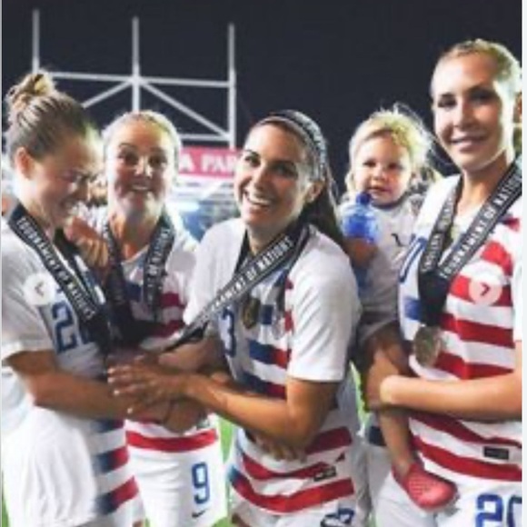 USA Olympic 2018-19 Women’s Nike Soccer Jersey - Picture 13 of 13